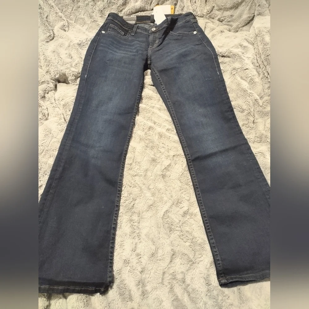 NWT Dividend‎ Flare Low Waist Jeans size 10 Dark Blue